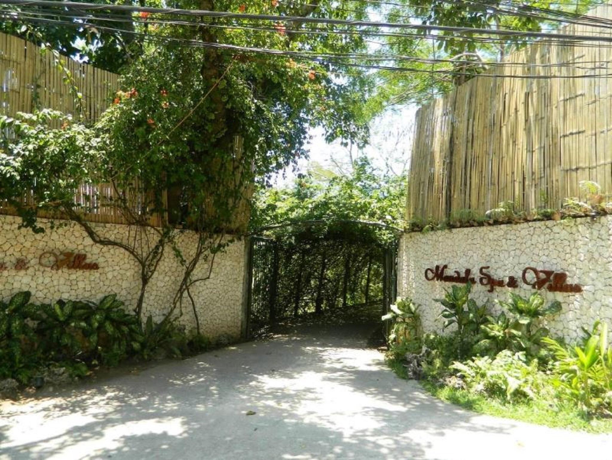 Mandala Spa & Resort Villas Manoc-Manoc 외부 사진