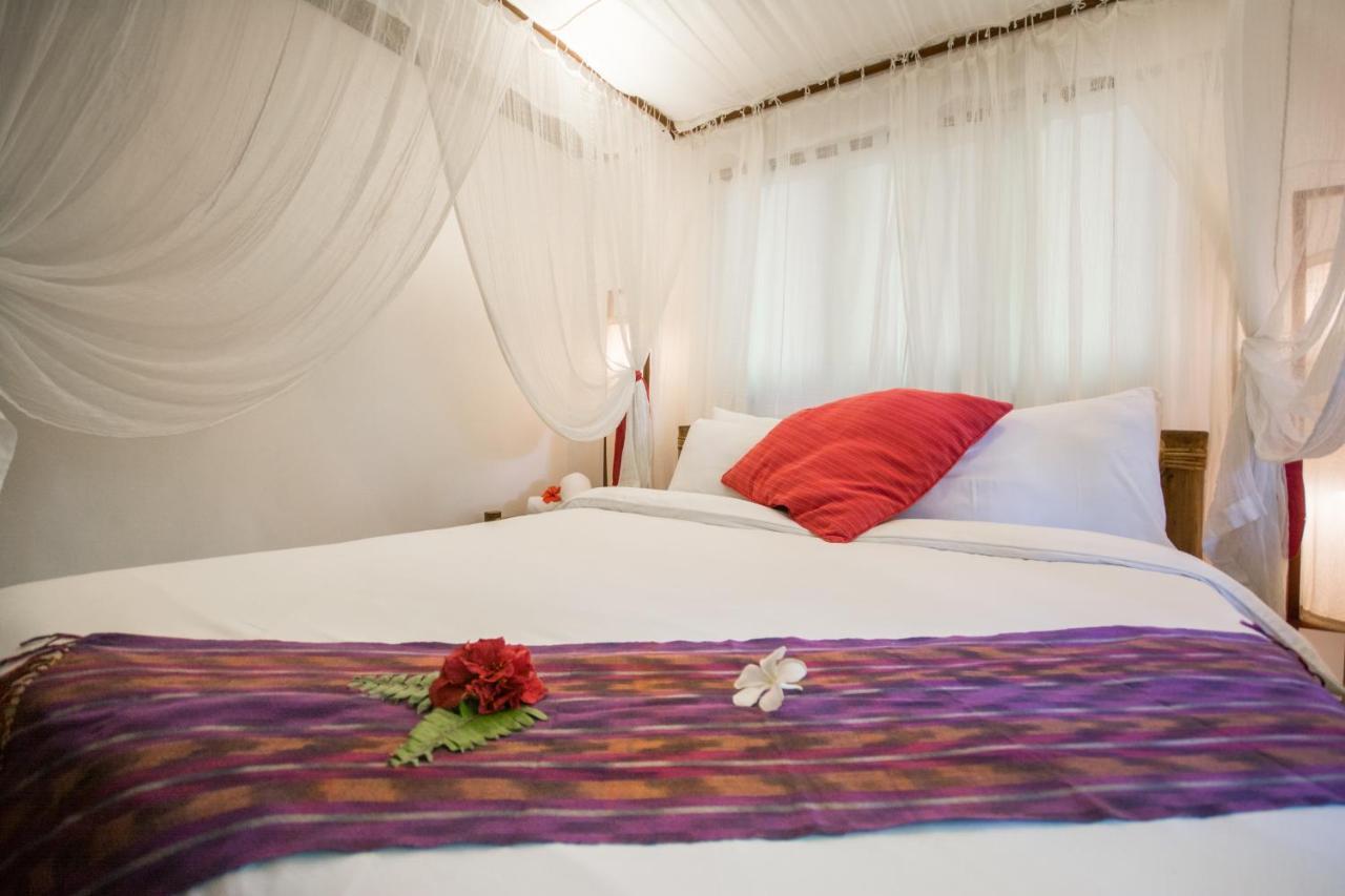 Mandala Spa & Resort Villas Manoc-Manoc 외부 사진